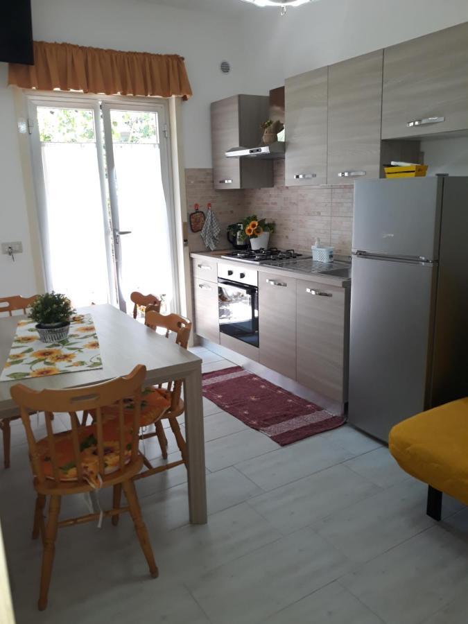 Holiday House Marlin Джардіні-Наксос Екстер'єр фото