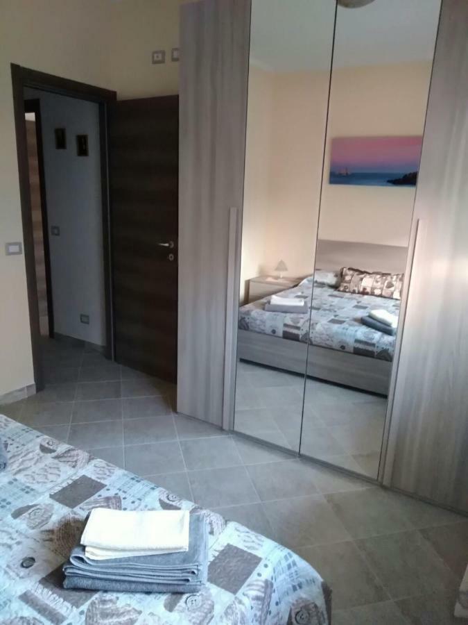 Holiday House Marlin Джардіні-Наксос Екстер'єр фото